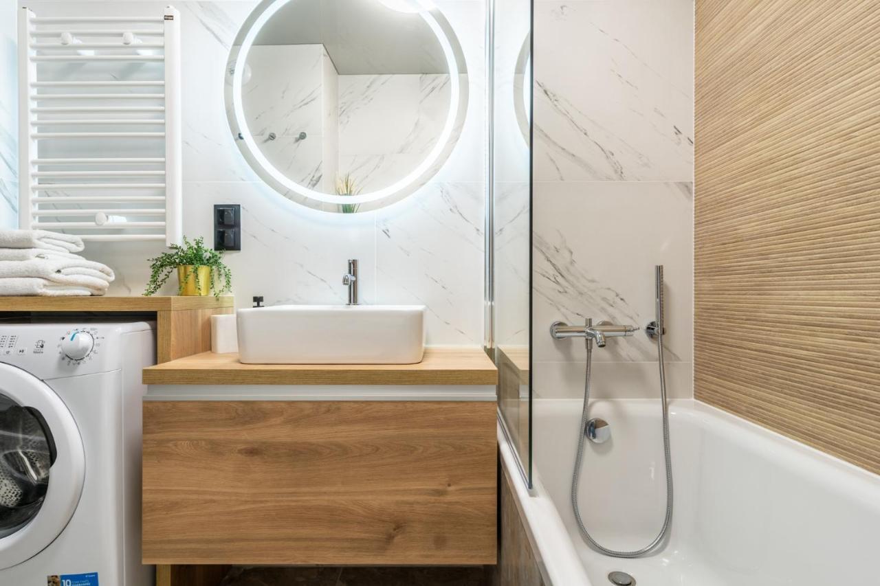 Apartament Destino Gliwice - Nowe Osiedle, Parking, Klimatyzacja ภายนอก รูปภาพ